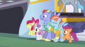 wiki:rainbow_s_parents_and_cmcs_appear_at_autograph_signing_s7e7.png