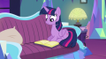 wiki:twilight_reading_a_book_s5e12.png