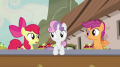 wiki:apple_bloom_that_must_be_sugar_belle_s7e8.png