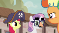 wiki:apple_bloom_and_sweetie_belle_put_disguises_back_on_s7e8.png