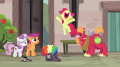 wiki:apple_bloom_overjoyed_by_her_brother_s_crush_s7e8.png
