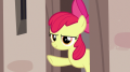 wiki:apple_bloom_giving_scootaloo_the_signal_s7e8.png