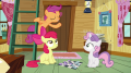 wiki:scootaloo_goes_up_to_the_ladder_s3e06.png