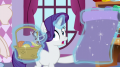 wiki:rarity_sees_what_the_yaks_are_doing_s5e11.png